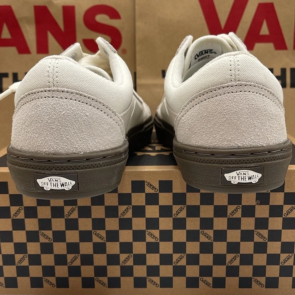 Vans WMNS Bmx Old Skool
Marshmallow/Gum
VN0005UZOVM Sneakers - Picture 14 of 16